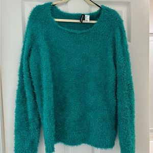 Divided H&M Fuzzy Sweater Size Large Long Sleeves